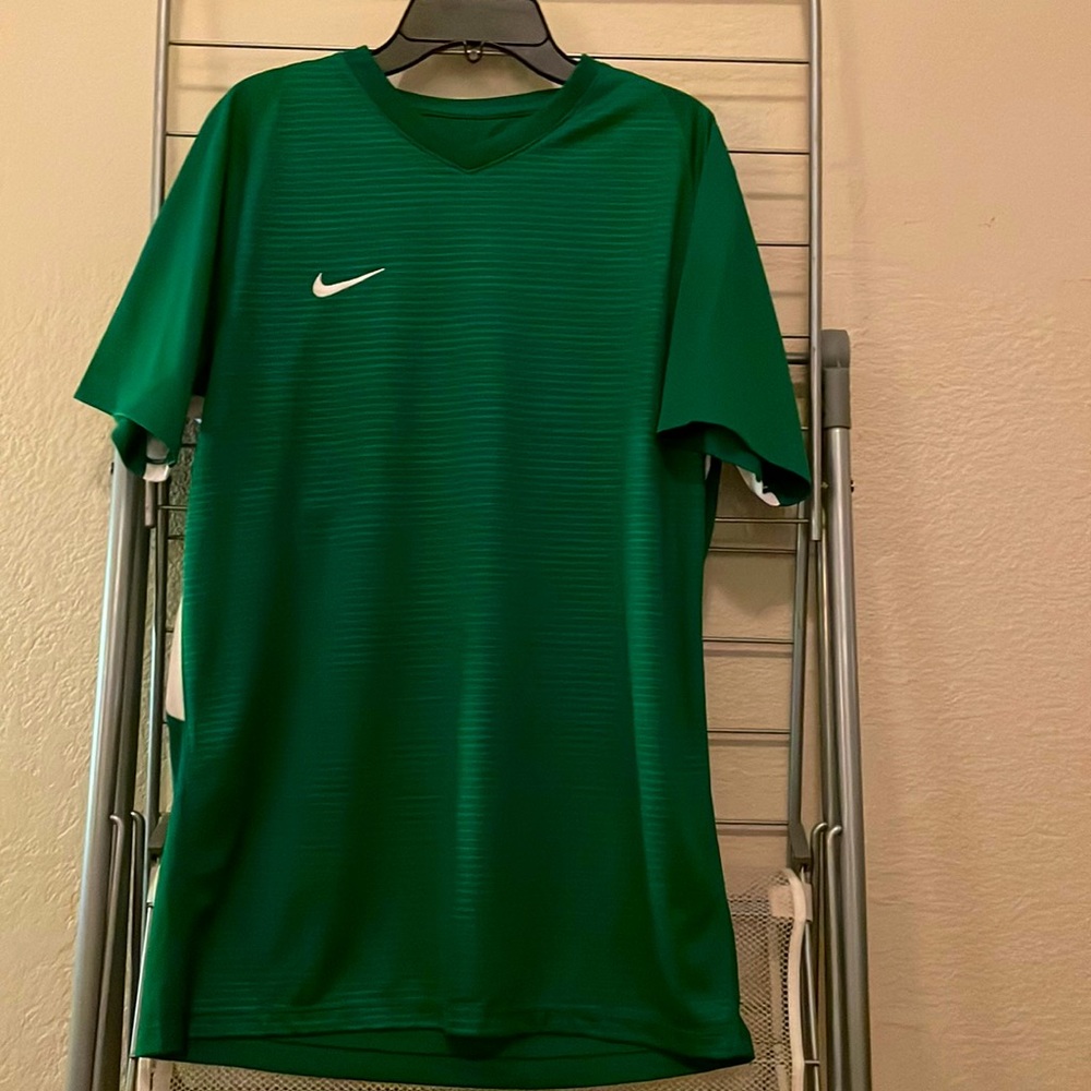 Nike Dry -Fit t-shirt forest green men size M